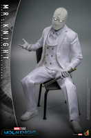 
              Mr. Knight Sixth Scale Figure Hot Toys
            