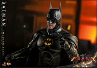 
              Batman MMS712 (Modern Suit) Sixth Scale Figure by Hot Toys
            